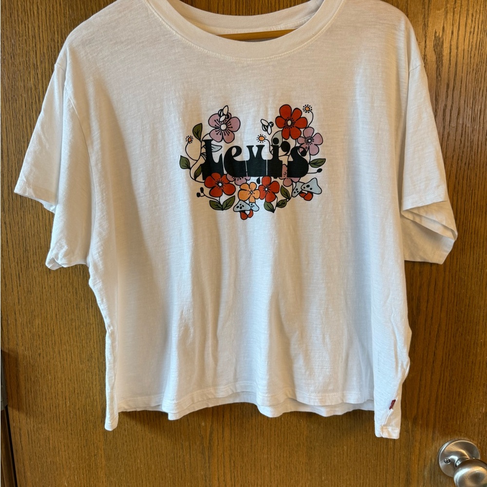 Levi's White Floral Graphic T-Shirt
